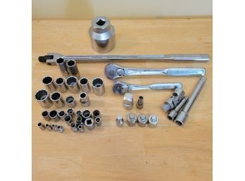Craftsman Ratchets And Bolts Lot