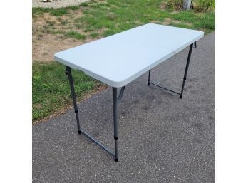 Small 4' Folding Crafting Table