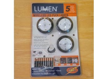 Lumen Wireless LED Puck Lights