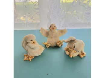 Set Of 3 Cute Little Chicks. Unmarked.