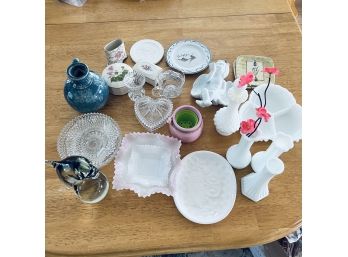 Decorative Odds And Ends Lot (Dining Room)