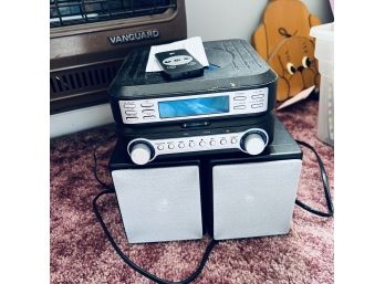Compact CD Player And Speakers With Remote (Living Room)