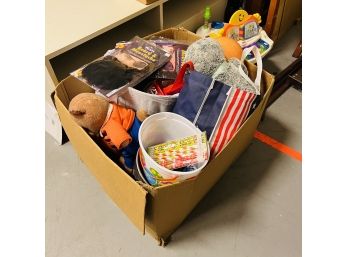 Box Lot: Assorted Toys And Miscellaneous Items