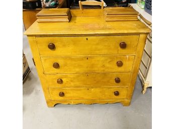 Solid Wood Four-Drawer Dresser (38.5'x38.5'x17')