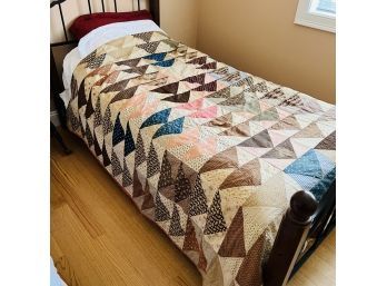 Vintage Triangle Pattern Patchwork Quilt (Upstairs)