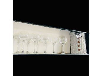 Set Of Ten Wine Glasses And Two 64oz Sweater Flasks (Zone 1)