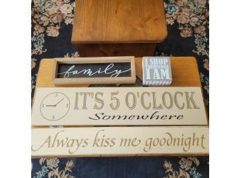 Set Of 4 Wooden Signs (Room 2)