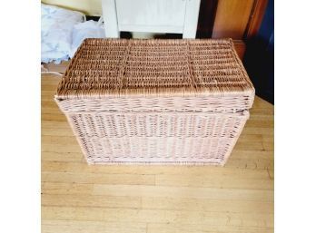 Large Lidded Basket With Tablecloths And Other Linen (Room 2)