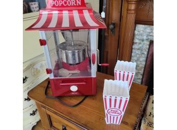 Sensio Popcorn Maker And Cups (Room 2)