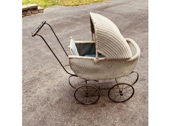 Vintage Wicker Carriage Buggy (Decorative Use Only)