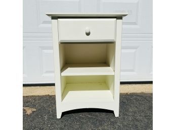 White Wooden Nightstand With Drawer And Shelf 19.5'x27.5'x17.5' (TD)