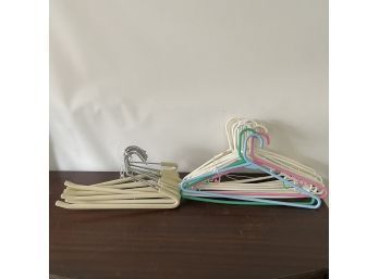 Lot Of Clothes Hangers (TD)