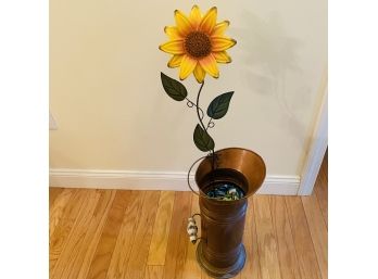 Vintage Dutch Copper/Brass Fire Bucket With Decorative Metal Sunflower (Dining Room)