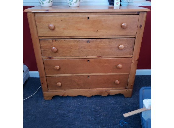Antique Pine 4-drawer Dresser (Downstairs Bedroom)