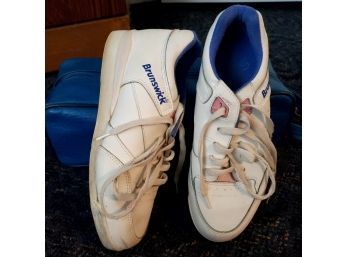 Pair Of 7.5 Brunswick Bowling Shoes In Case