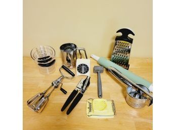 Kitchen Tools Lot #1