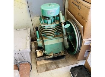 Speedaire Model 5Z404 Compressor (Garage)