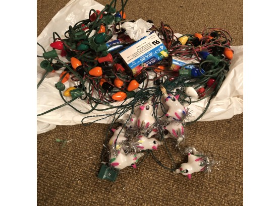 Vintage Christmas Lights: C9 And Little Tinsel Birds (Upstairs)