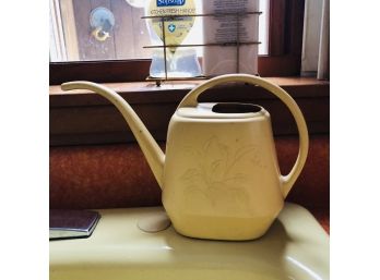 Vintage Small Plastic Watering Can (Kitchen)