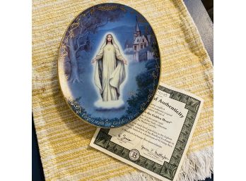 'Virgin With The Golden Heart' Visions Of Our Lady Collectors Plate With Certificate (No. A9)