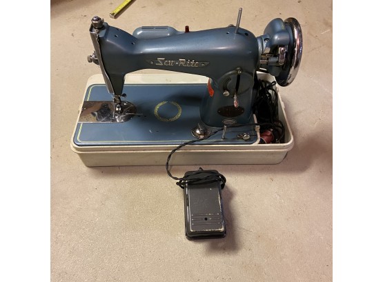 Vintage DeLuxe Sew-Rite Sewing Machine (basement)