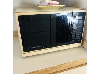 Amana Radarange Microwave Oven (Kitchen)