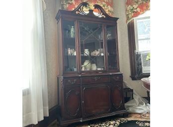 Vintage Mahogany Chippendale Style China Cabinet, Hutch, CONTENTS NOT INCLUDED