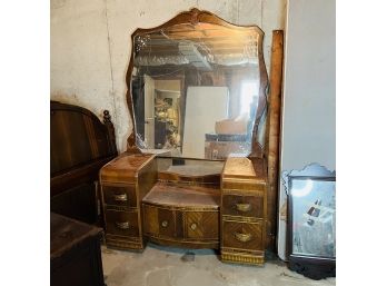 Vintage Vanity With Tall Mirror (Basement 2)