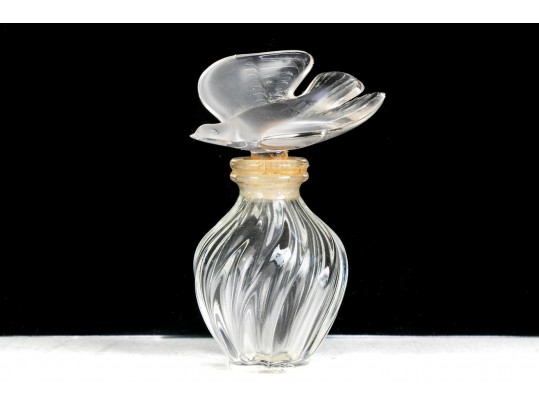 Nina Ricci Lalique Dove Perfume Bottle #157644