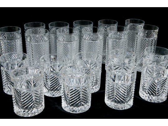 Ralph Lauren Herringbone Crystal Highball Glass (25146- 25153) – The  Perfect Thing