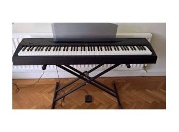 Yamaha P-85 Digital Piano