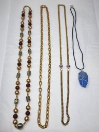 COLLECTION OF VINTAGE BEADED NECKLACES