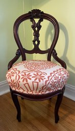 VINTAGE VICTORIAN UPHOLSTERED CHAIR