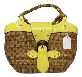MAXX NEW YORK STRAW AND YELLOW LEATHER HAND BAG