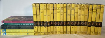 25 VOLUME COLLECTION OF NANCY DREW MYSTERY STORIES BY CAROLYN KEENE