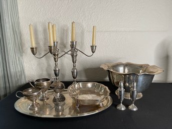 COLLECTION OF VINTAGE AND ANTIQUE STERLING SILVER