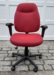 ADJUSTABLE TASK CHAIR FROM STAPLES