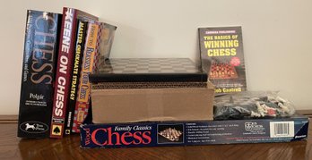 COLLECTION OF CHESS GAMES AND BOOKS