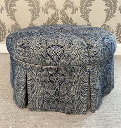 ROUND TUFTED OTTOMAN WITH WHEELS