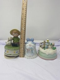 PAIR OF CERAMIC MUSIC BOXES AND PRECIOUS MOMENTS BELL