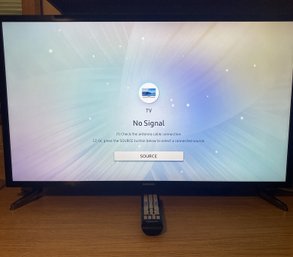 Samsung 32' Flatscreen Smart TV