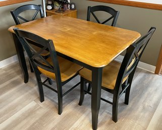 5 PC KITCHEN TABLE AND CHAIRS
