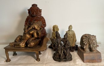 COLLECTION OF ANTIQUE AND VINTAGE FIGURINES