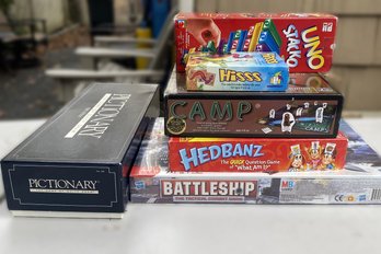 COLLECTION OF BOARD GAMES