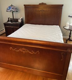 VINTAGE FRENCH MAHOGANY BEDFRAME WITH HEAD/FOOT BOARDS
