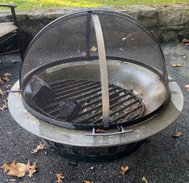 FRONTGATE FIRE PIT AND SPARKGUARD