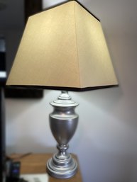 VINTAGE SILVER TONE TABLE LAMP