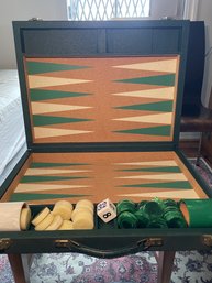 VINTAGE BACKGAMMON SET WITH GREEN AND YELLOW MARBLED BAKELITE CHIPS