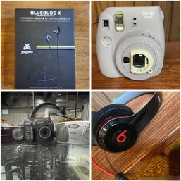 ASSORTED COLLECTION OF CAMERAS AND HEADPHONES