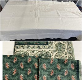 COLLECTION OF VTG TABLE LINENS